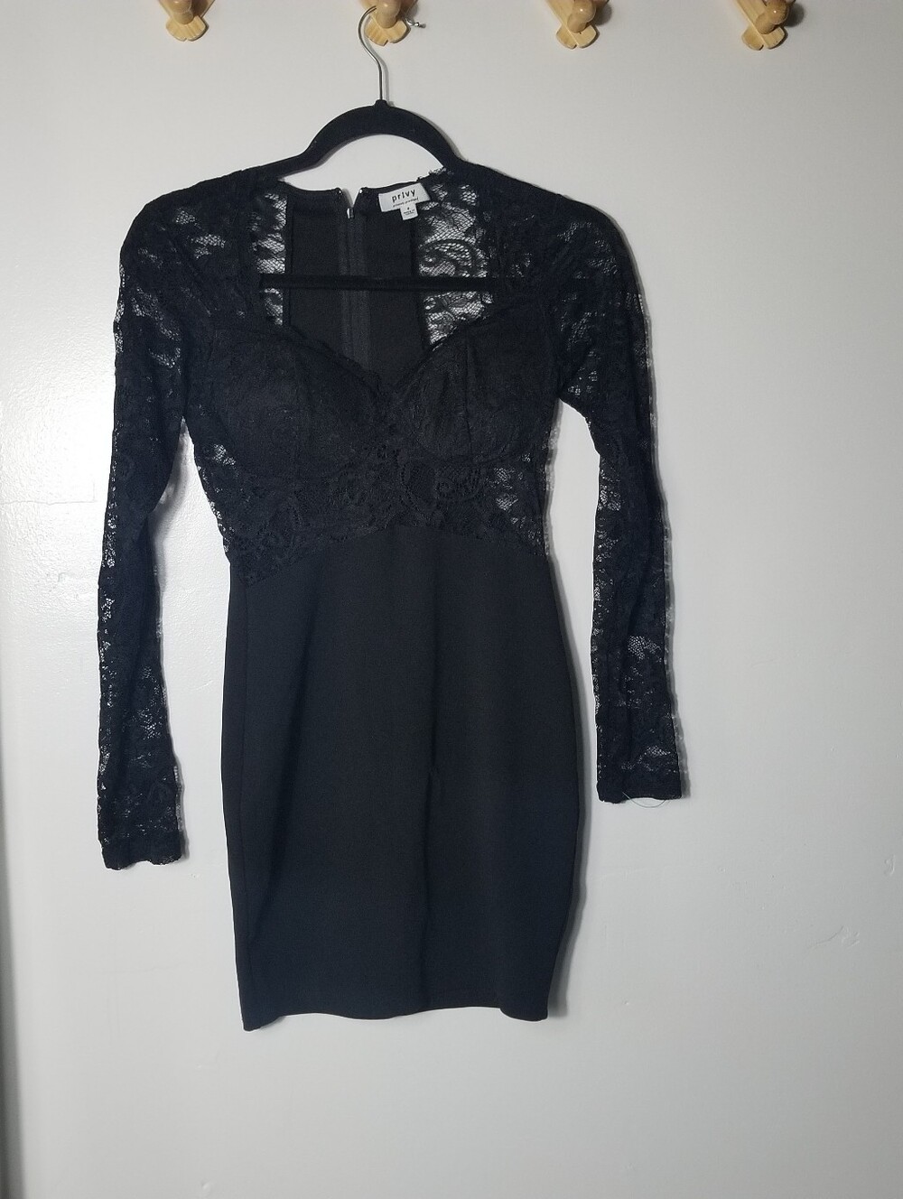 PRIVY WOMEN'S BLACK DRESS WITH LACE SIZE SMALL